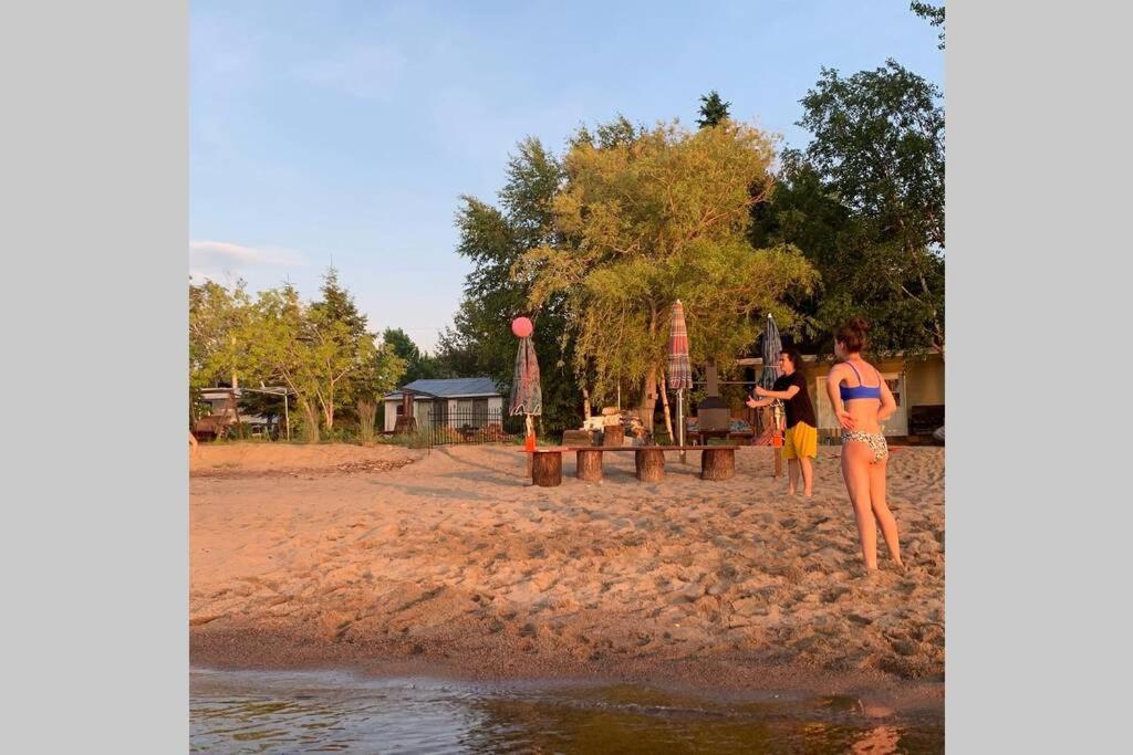 Maison Sur Le Lac Desbiens Luaran gambar